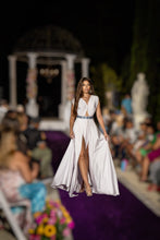 Load image into Gallery viewer, Afrodita