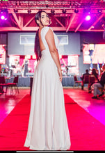 Load image into Gallery viewer, Afrodita